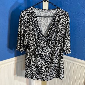 🦋 3 for $12 🦋 Bon Worth animal print blouse